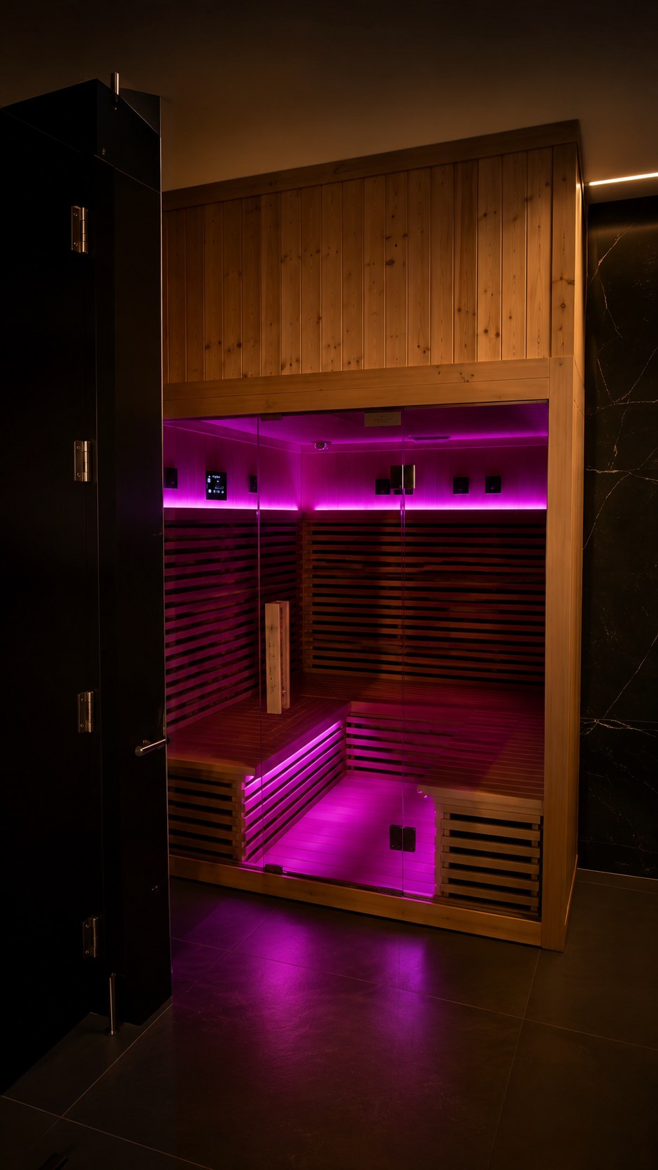 Sauna bois avec lumiere magenta